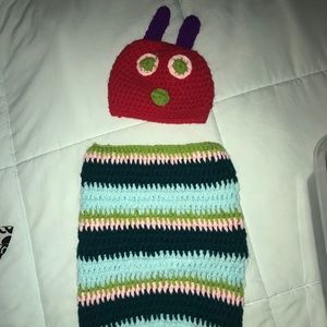 The Very Hungry Caterpillar: Knitted Hat & Cocoon